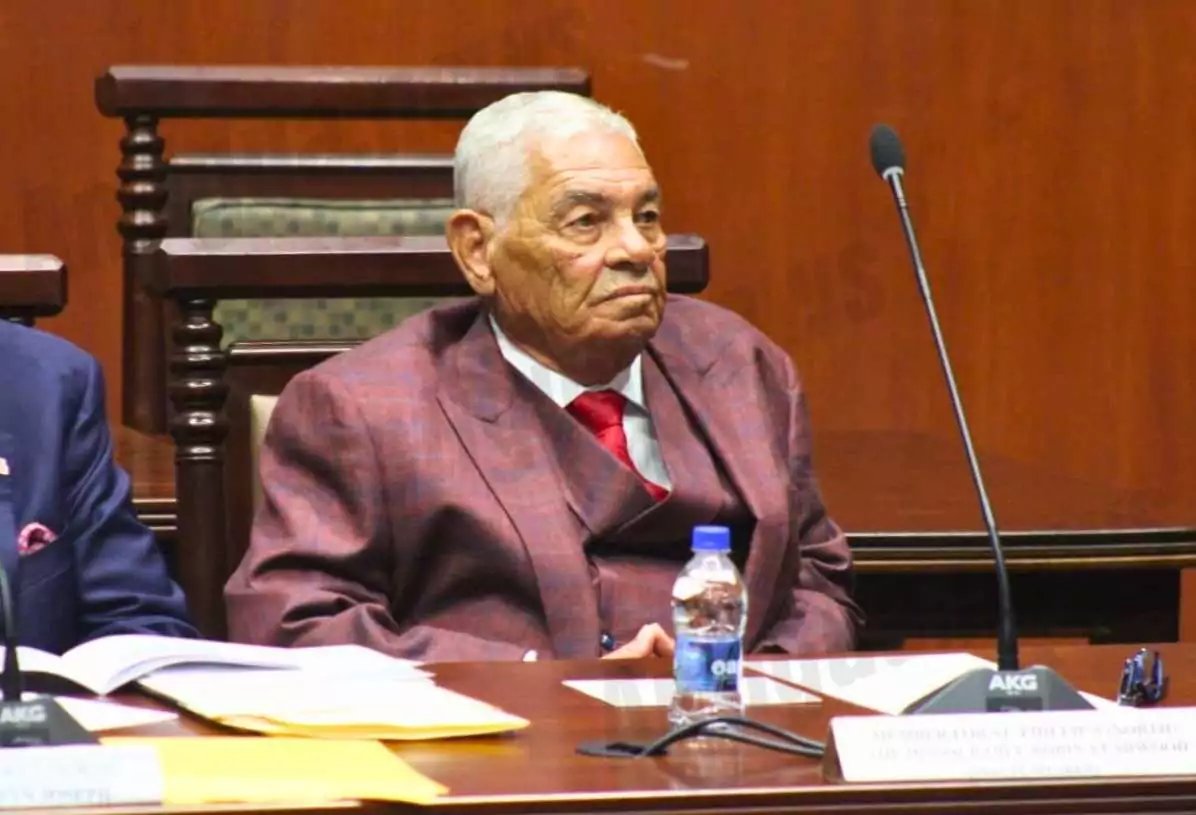 Sir Robin Formally Resigns as MP After 50 Years in Political Office