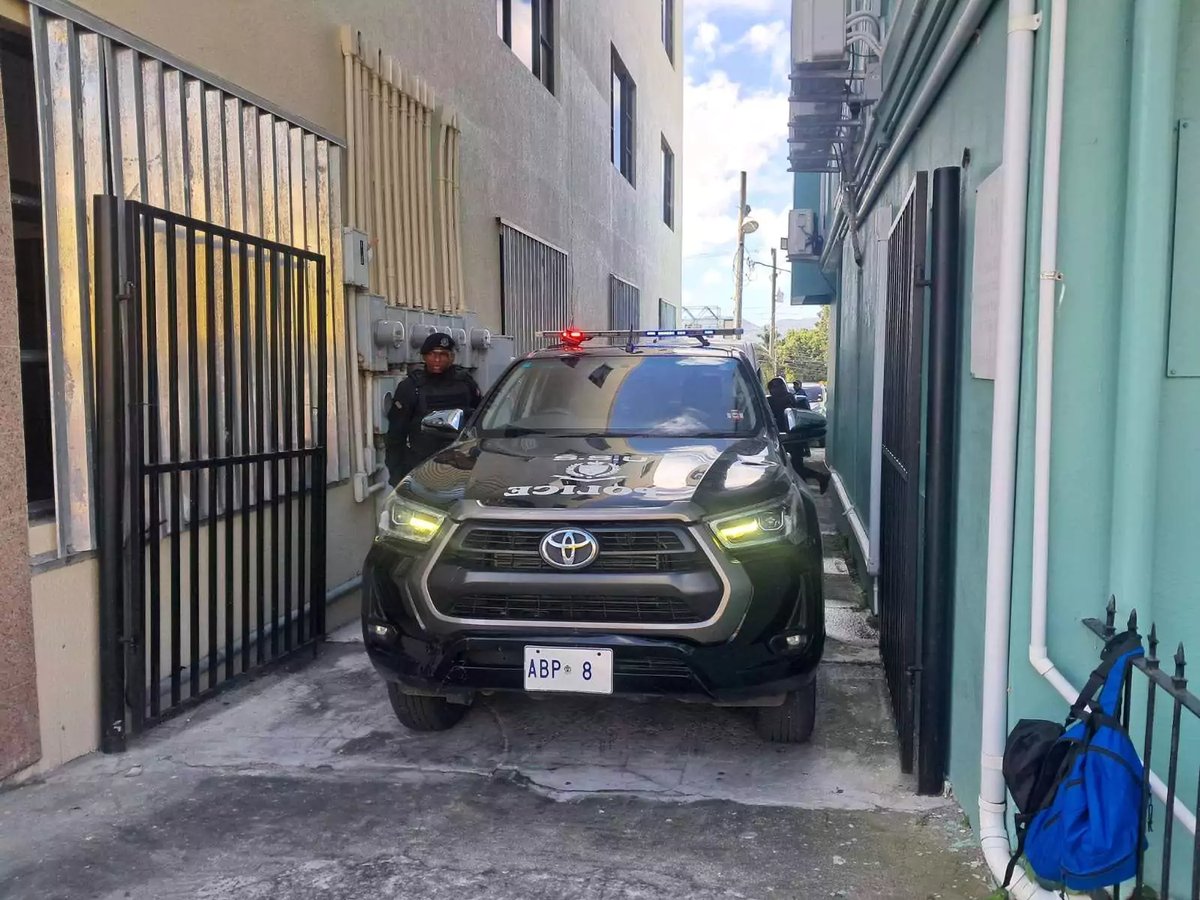 WATCH: Emotional outburst from Chantel Crump's family as her alleged killer arrives in court